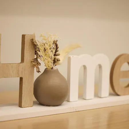 Elegant Near Wilson Square *