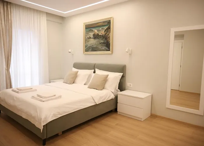 Apartamento Elegant Near Wilson Square Tirana